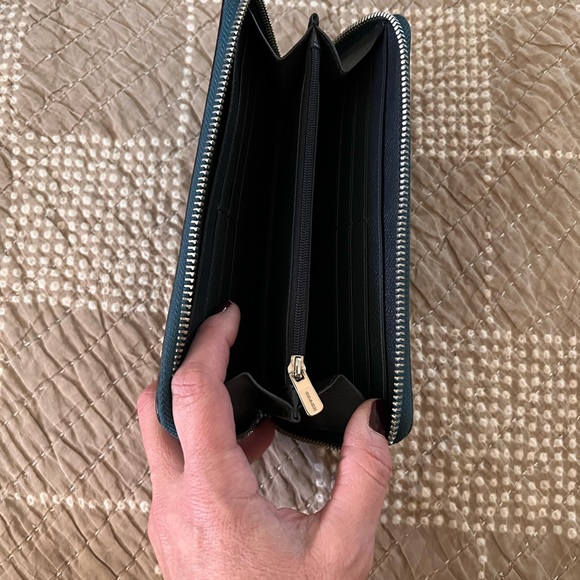 Coach Wallet - Picture 4 of 5